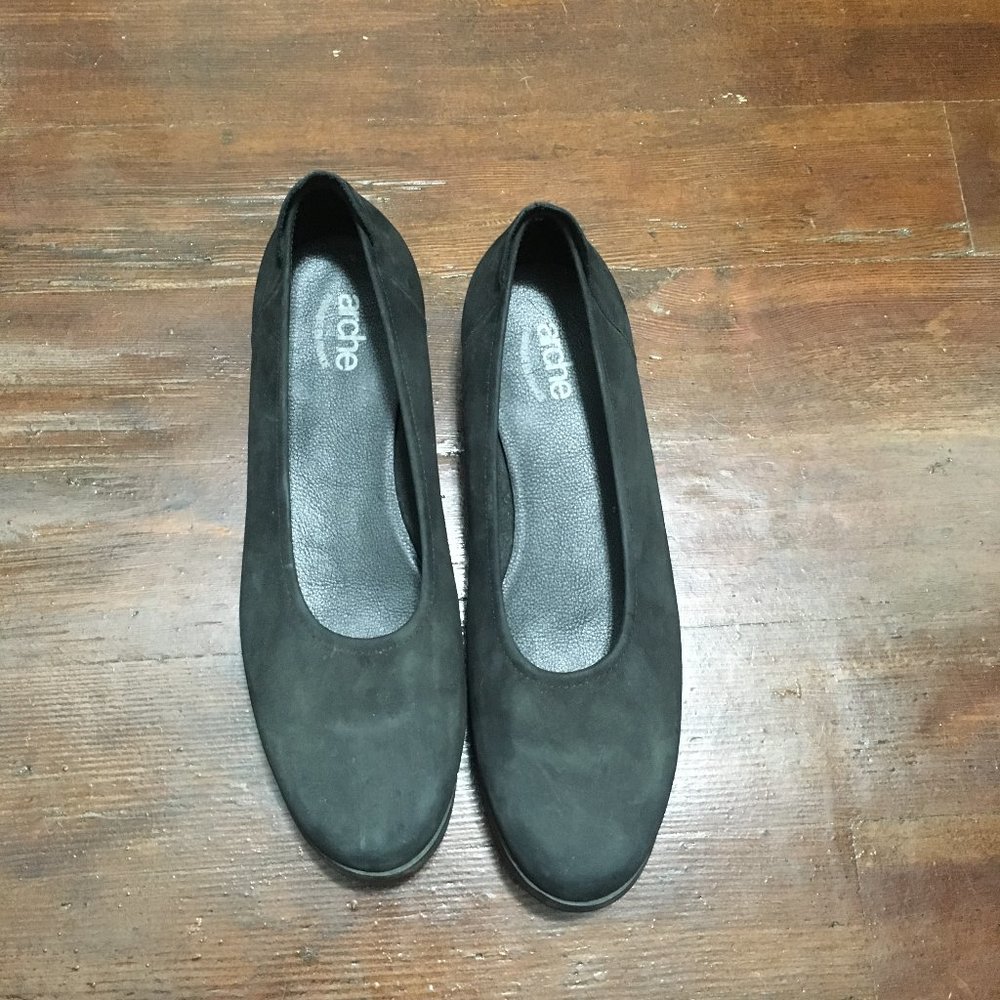 Arche Women's Black Flats size 40